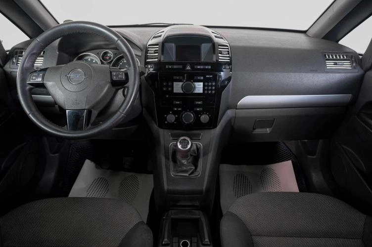 Opel Zafira 13 из 22