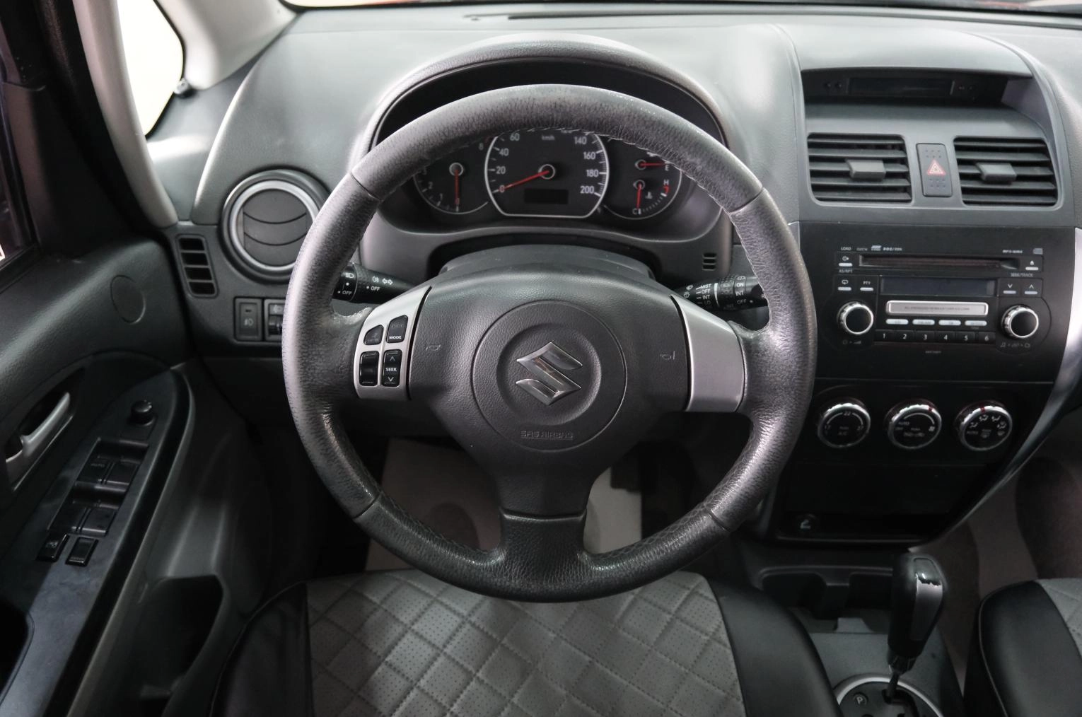 Suzuki SX4 11 из 22