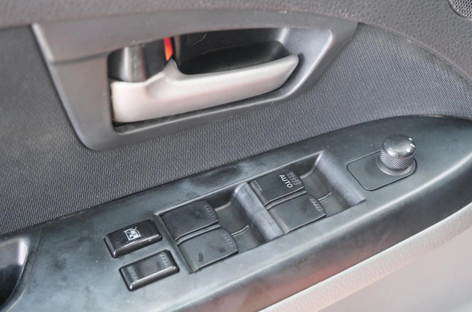 Suzuki SX4 8 из 22