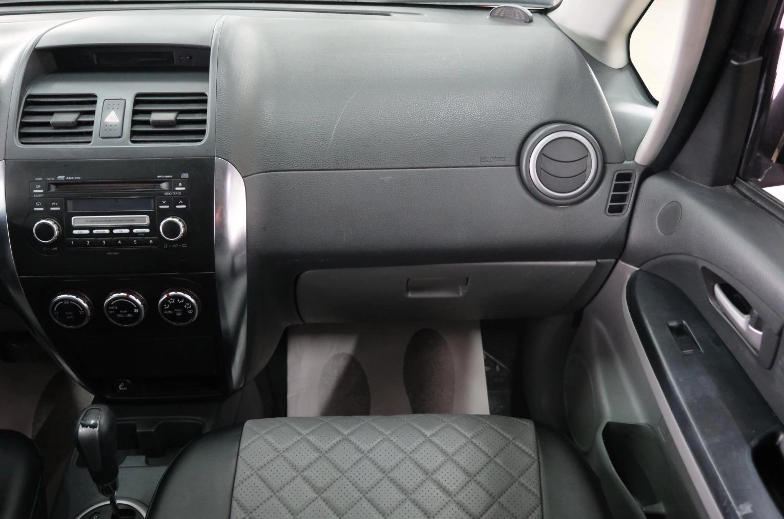 Suzuki SX4 17 из 22