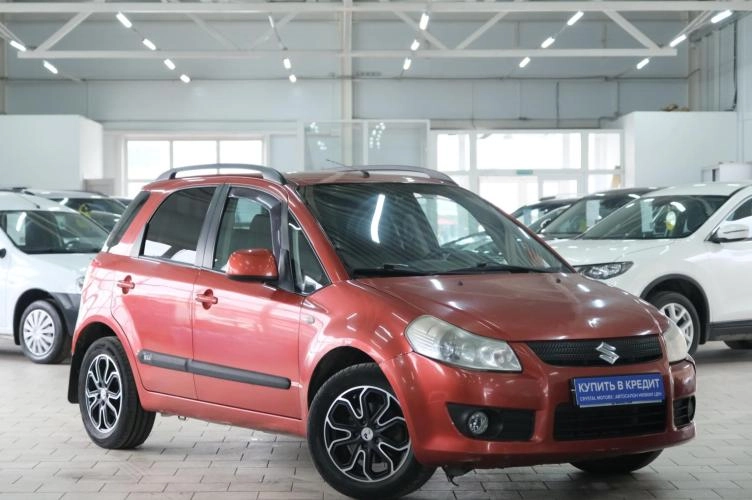 Suzuki SX4 1 из 5