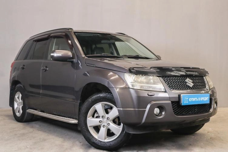 Suzuki Grand Vitara 2010 года