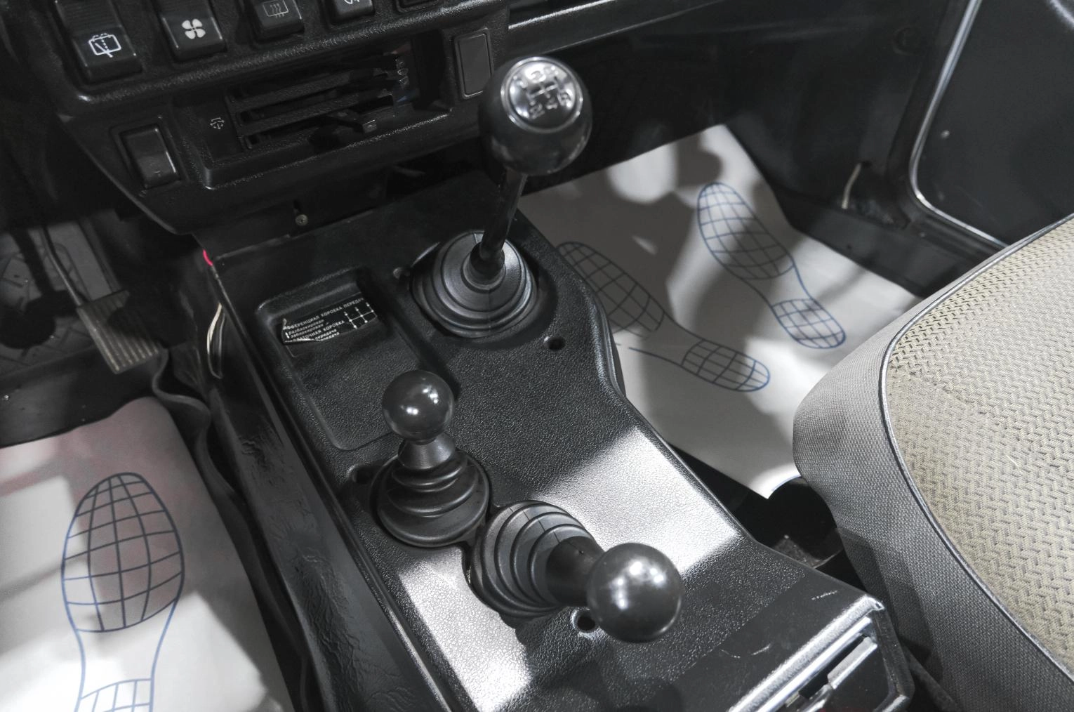 ВАЗ (LADA) 2131 (4x4) Рысь 16 из 20