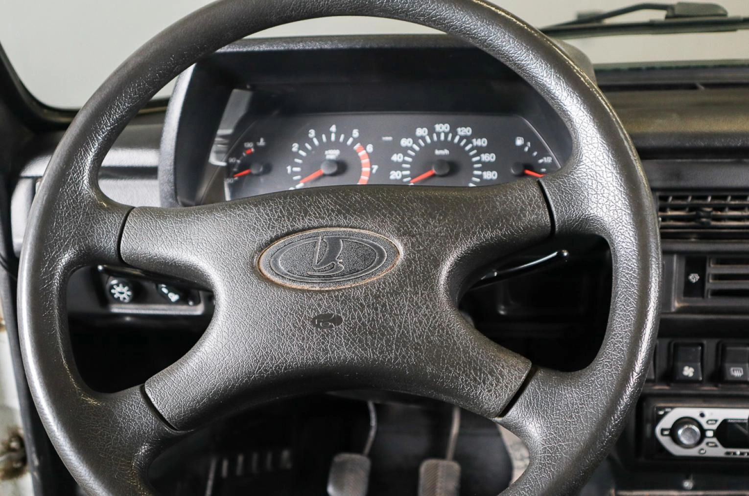 ВАЗ (LADA) 2121 (4x4) Urban 8 из 18