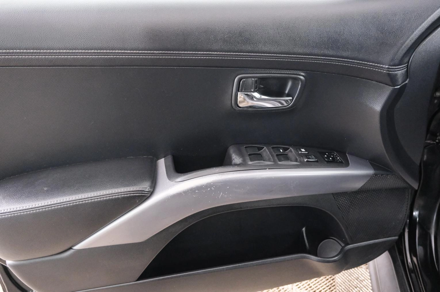 Mitsubishi Outlander 21 из 24