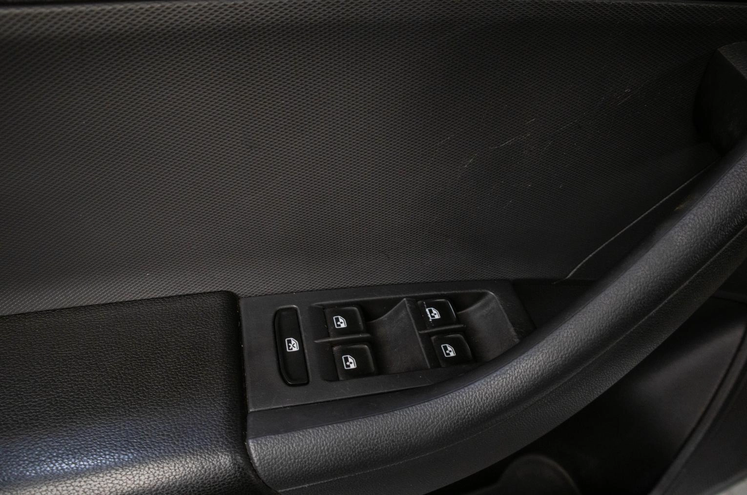 Volkswagen Polo 8 из 16