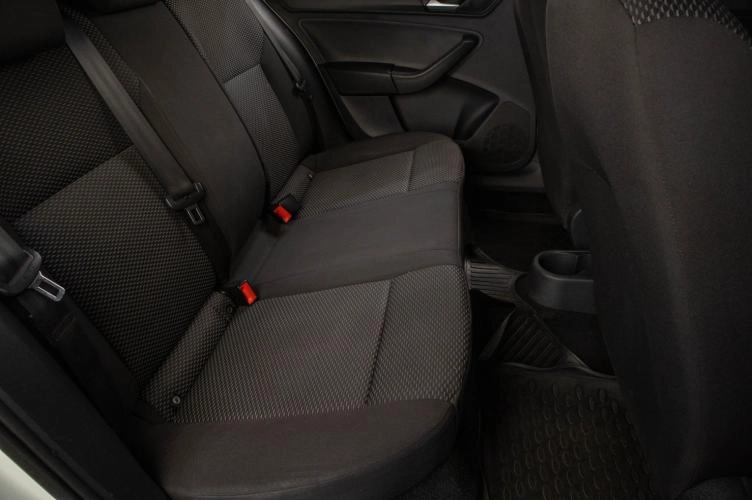 Volkswagen Polo 15 из 16