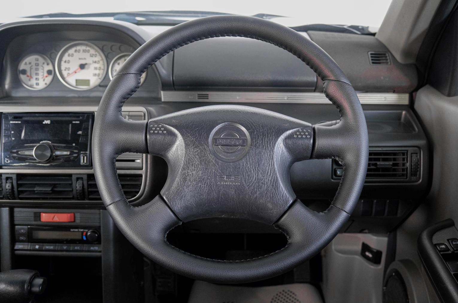 Nissan X-Trail 15 из 21