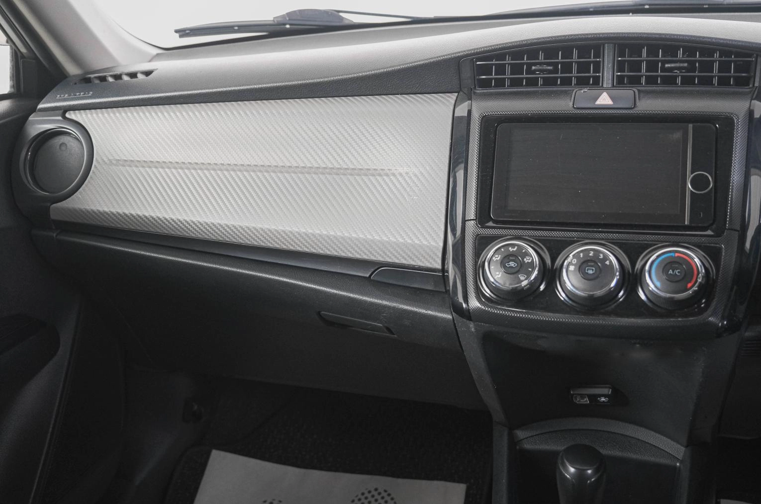 Toyota Corolla Axio 12 из 21