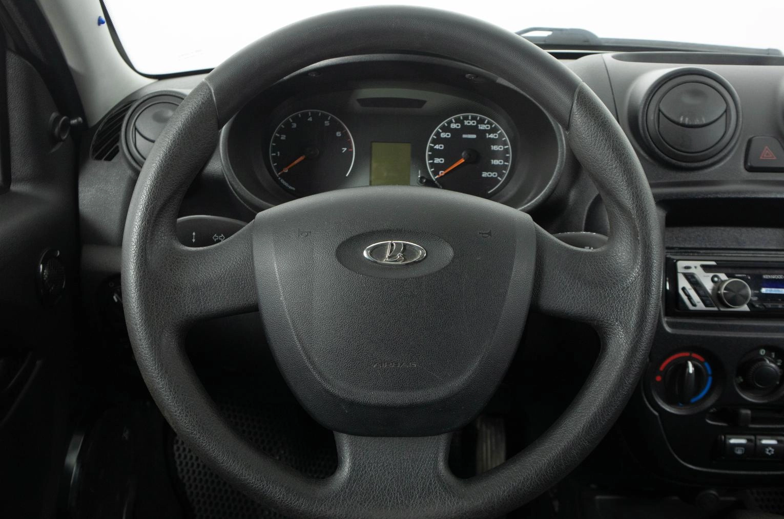 ВАЗ (LADA) Granta 15 из 20