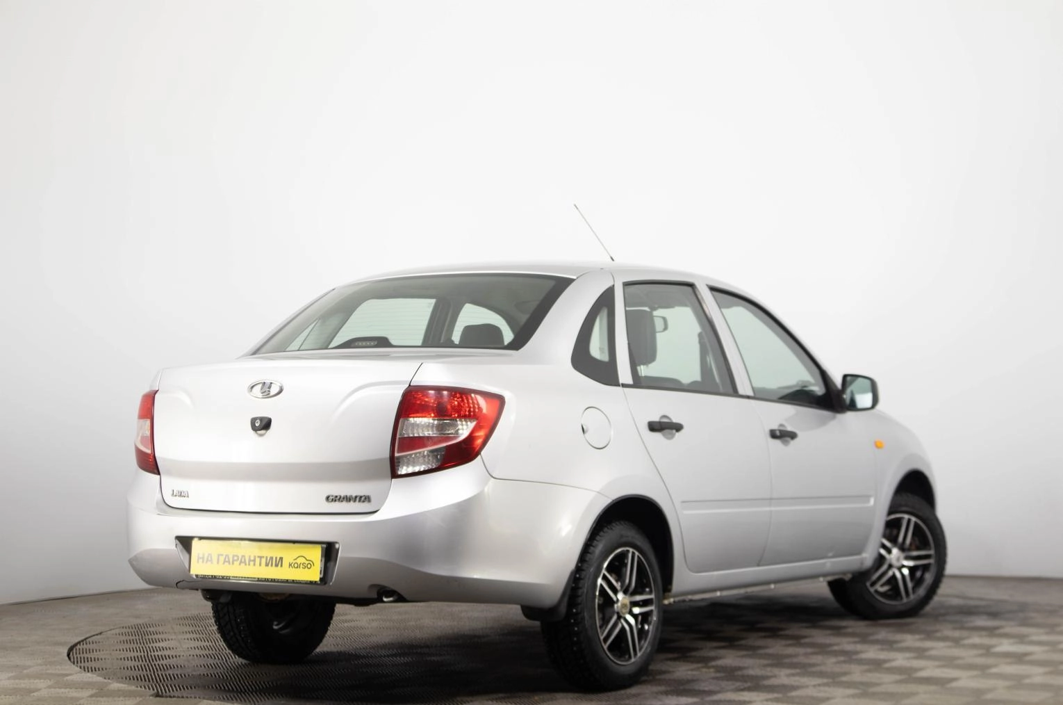 ВАЗ (LADA) Granta 4 из 20