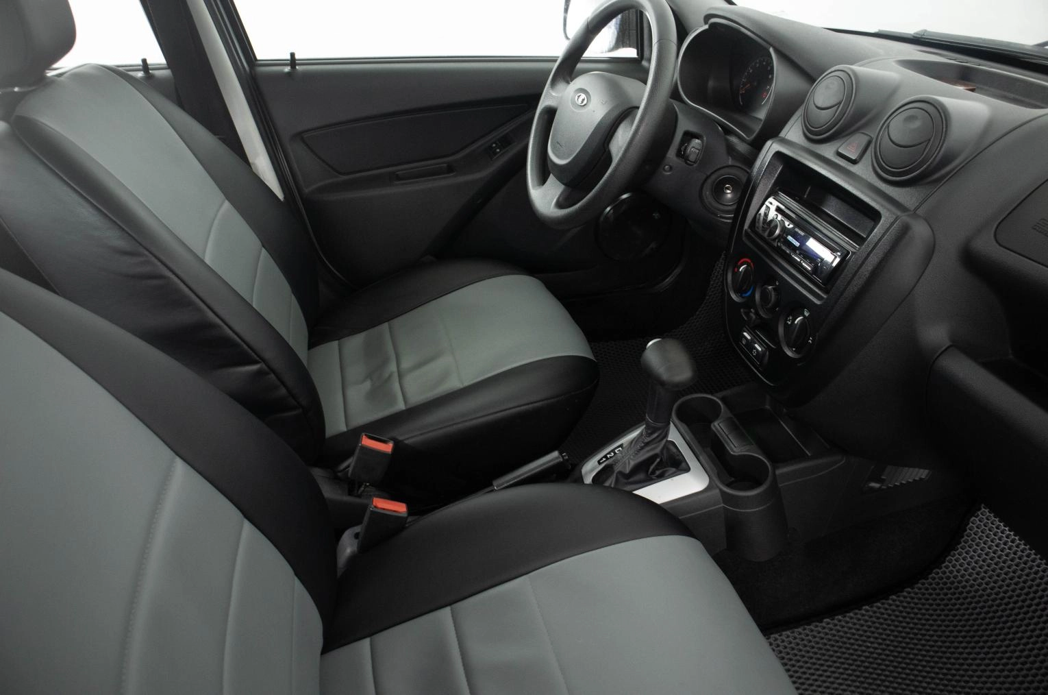 ВАЗ (LADA) Granta 11 из 20