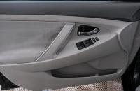 Toyota Camry 18 из 20