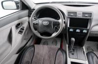 Toyota Camry 9 из 20