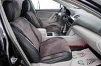 Toyota Camry 13 из 20