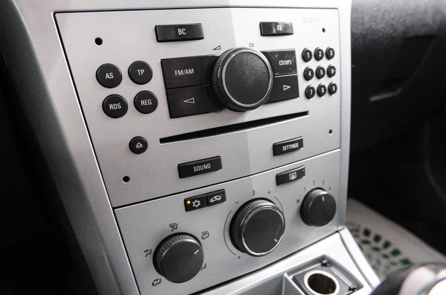 Opel Astra 17 из 22