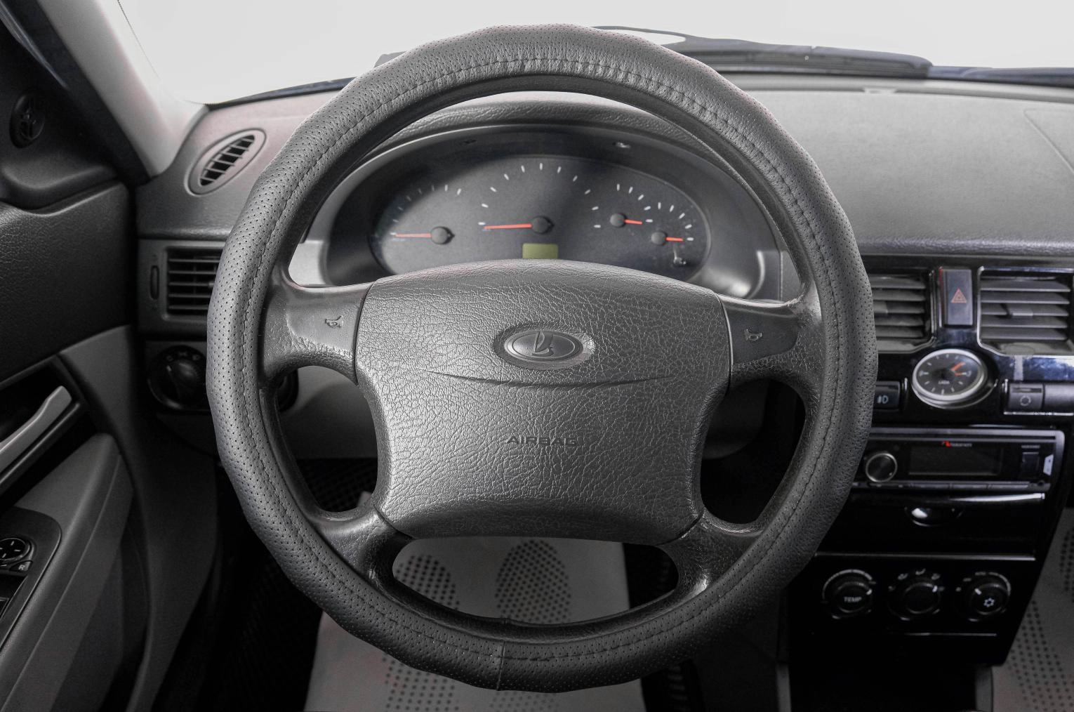 ВАЗ (LADA) Priora 15 из 20