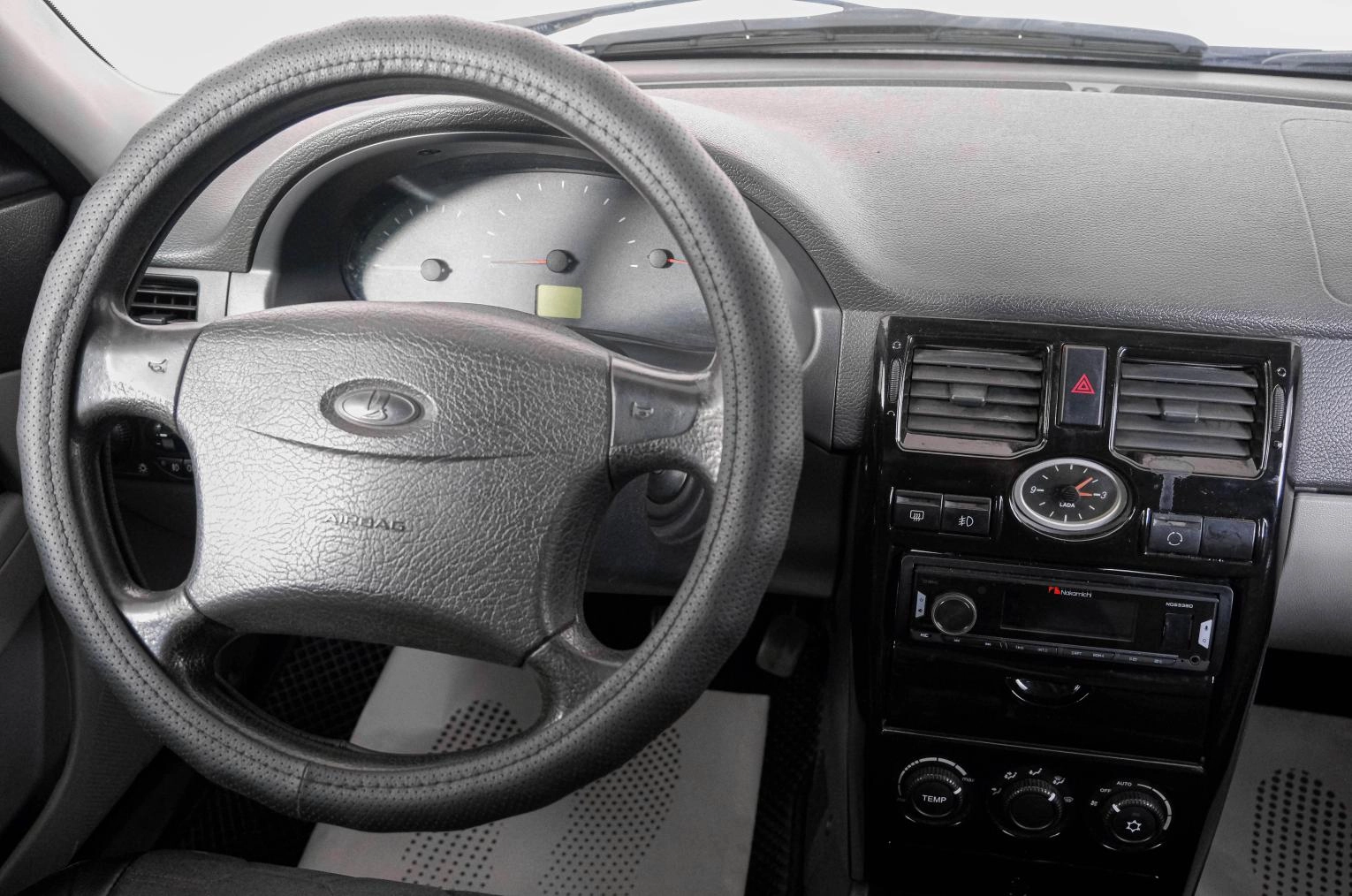 ВАЗ (LADA) Priora 12 из 20