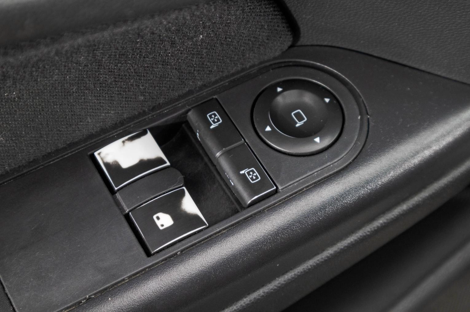 Opel Astra 12 из 26