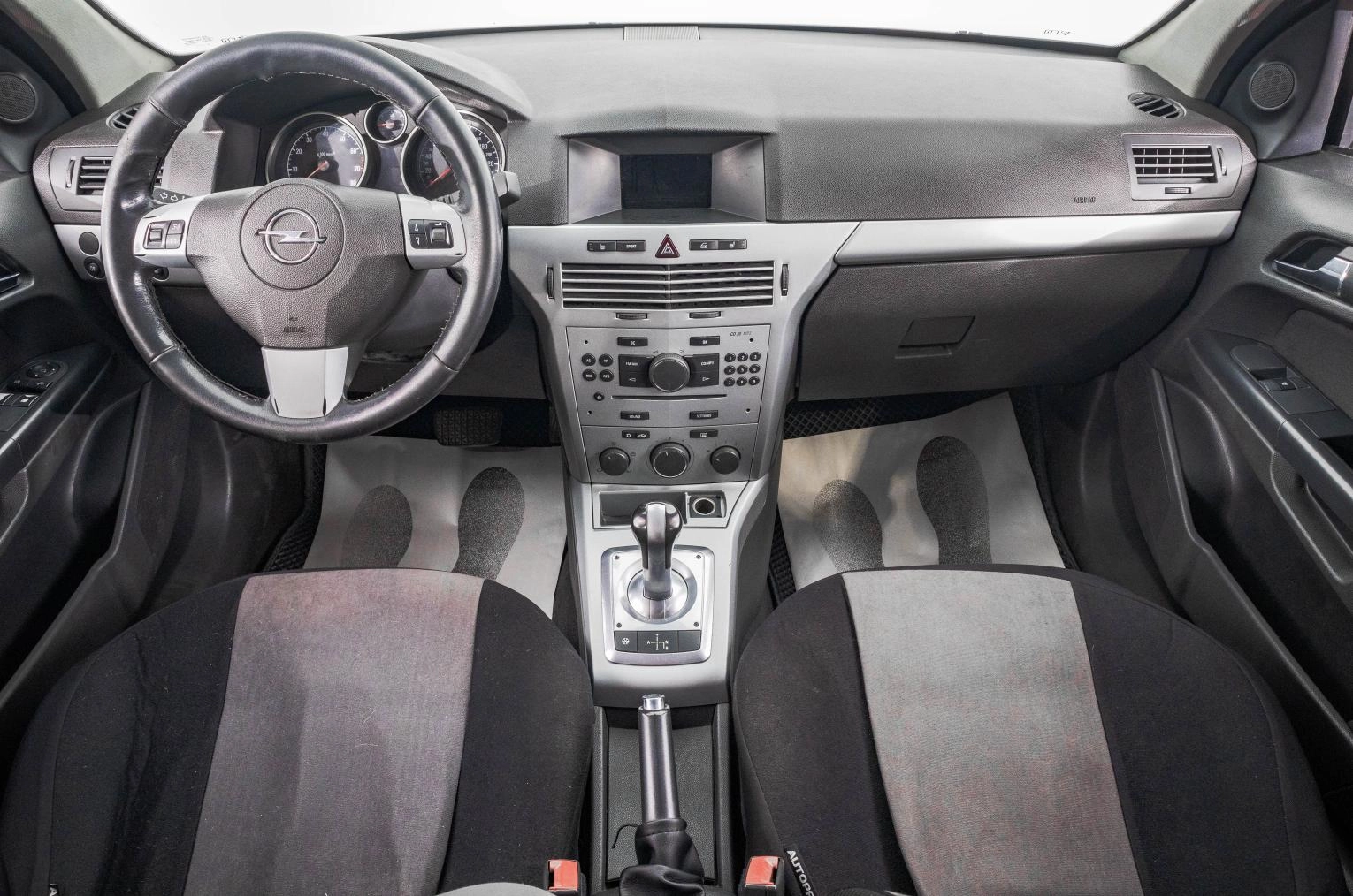 Opel Astra 10 из 26