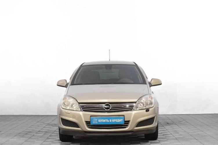 Opel Astra 2 из 5