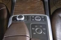 Mercedes-Benz GL-класс 18 из 27