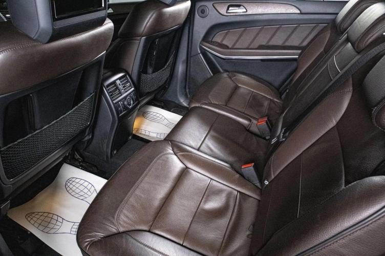 Mercedes-Benz GL-класс 20 из 27