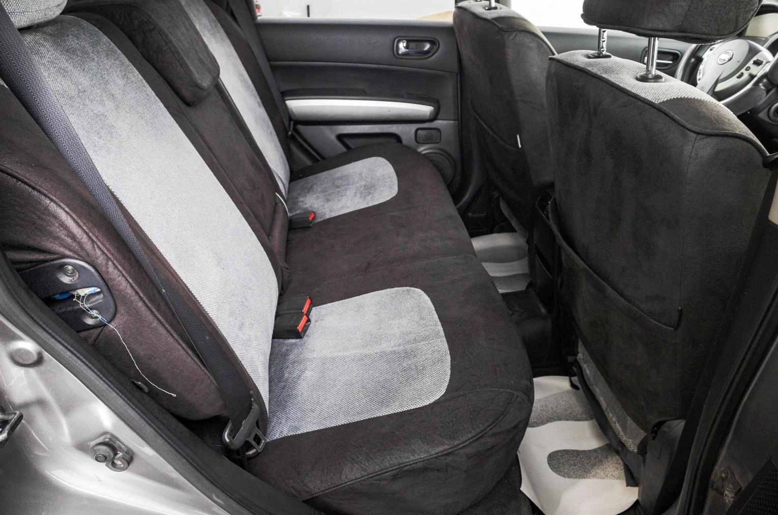 Nissan X-Trail 27 из 30