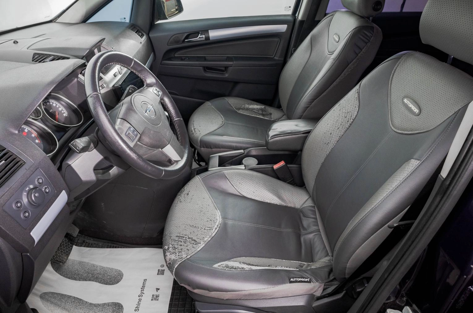 Opel Zafira 10 из 24