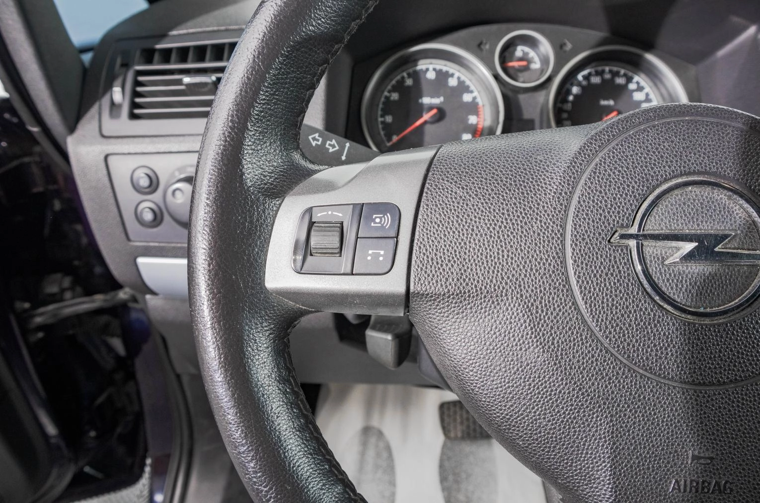 Opel Zafira 14 из 24