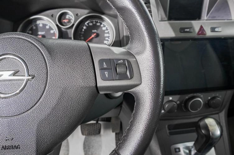 Opel Zafira 15 из 24