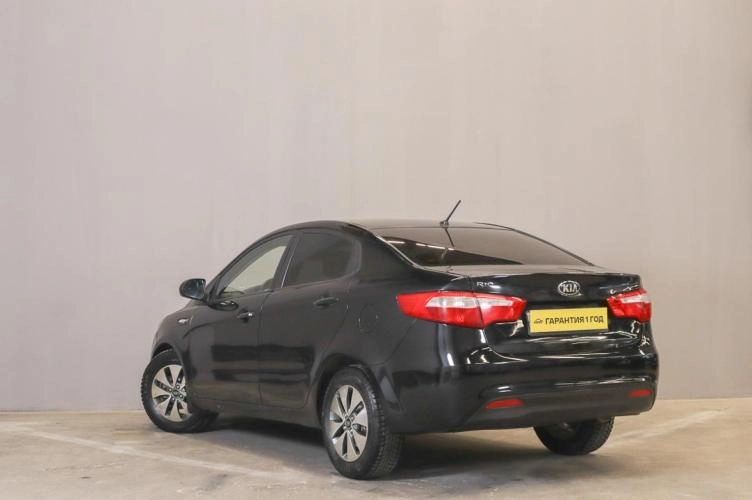 KIA Rio 4 из 5