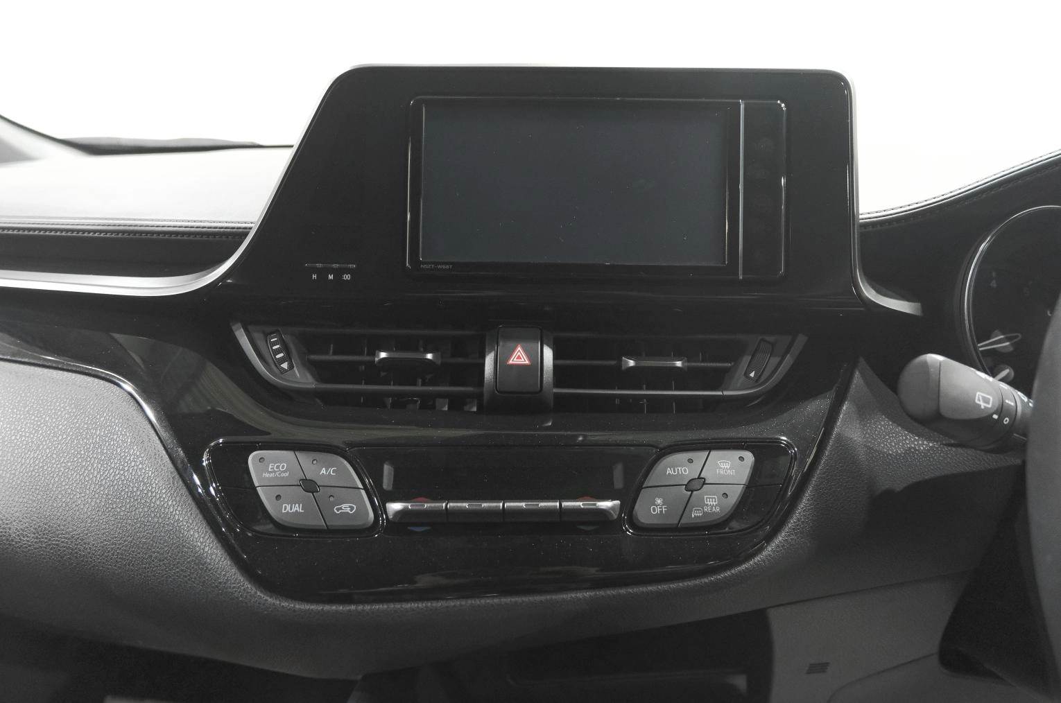 Toyota C-HR 16 из 22