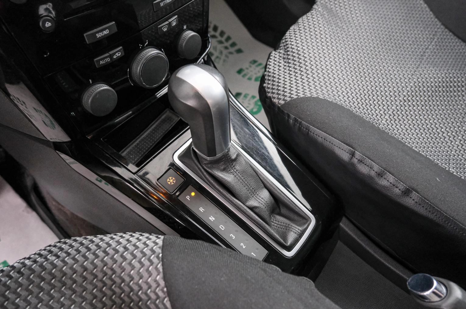 Opel Astra 17 из 21