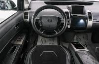 Toyota Prius 14 из 20