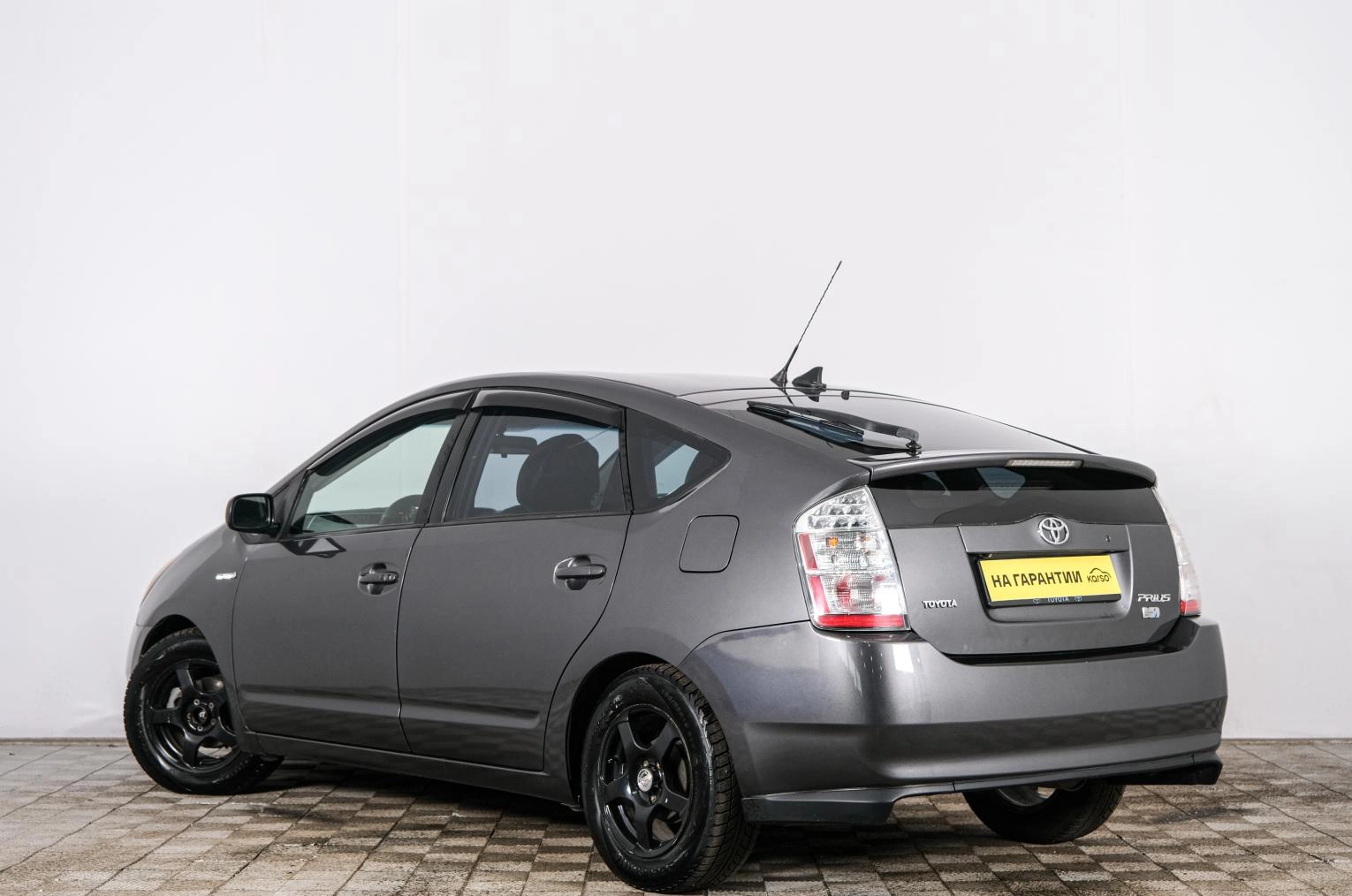 Toyota Prius 4 из 20