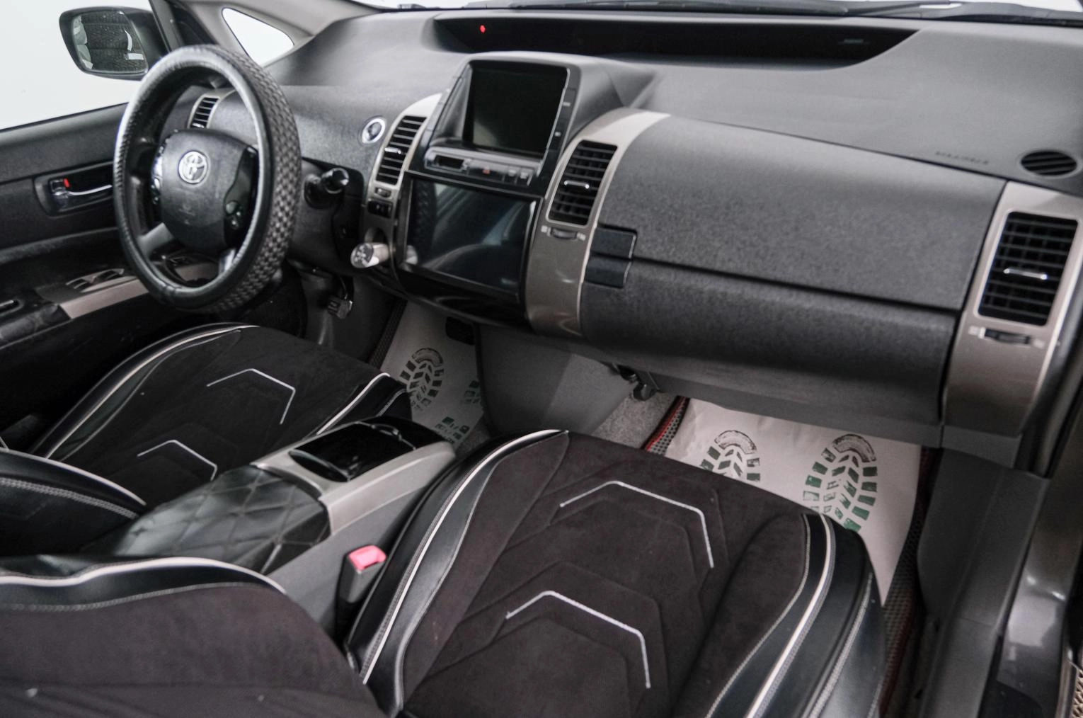 Toyota Prius 12 из 20