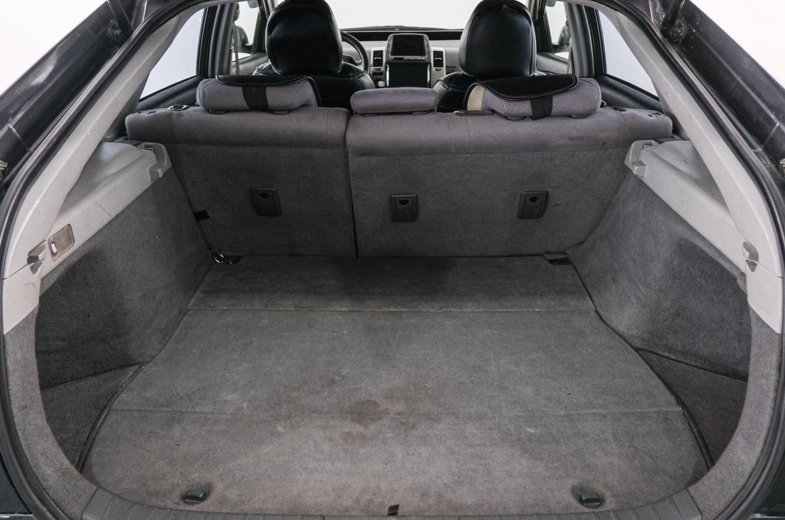 Toyota Prius 20 из 20