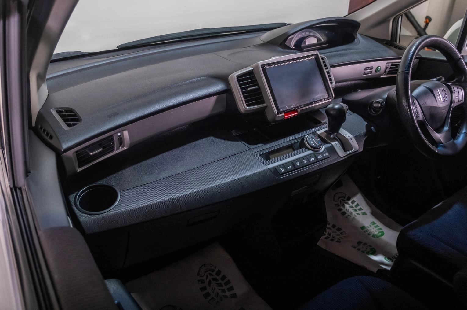 Honda Freed 17 из 21