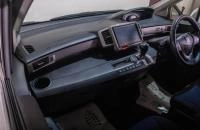 Honda Freed 17 из 21