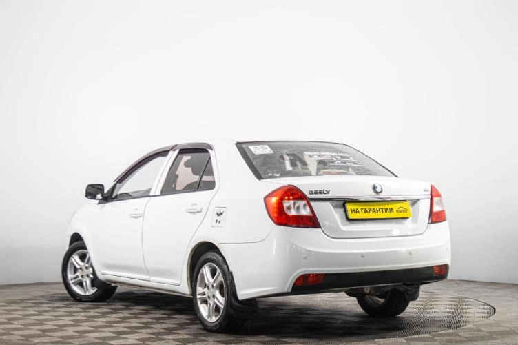 Geely GC6 4 из 5