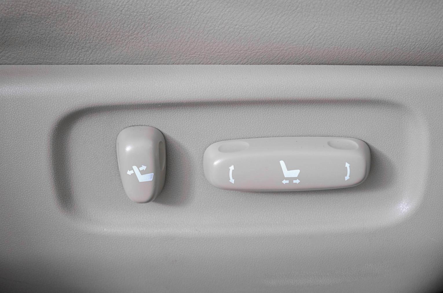 Toyota Camry 24 из 24