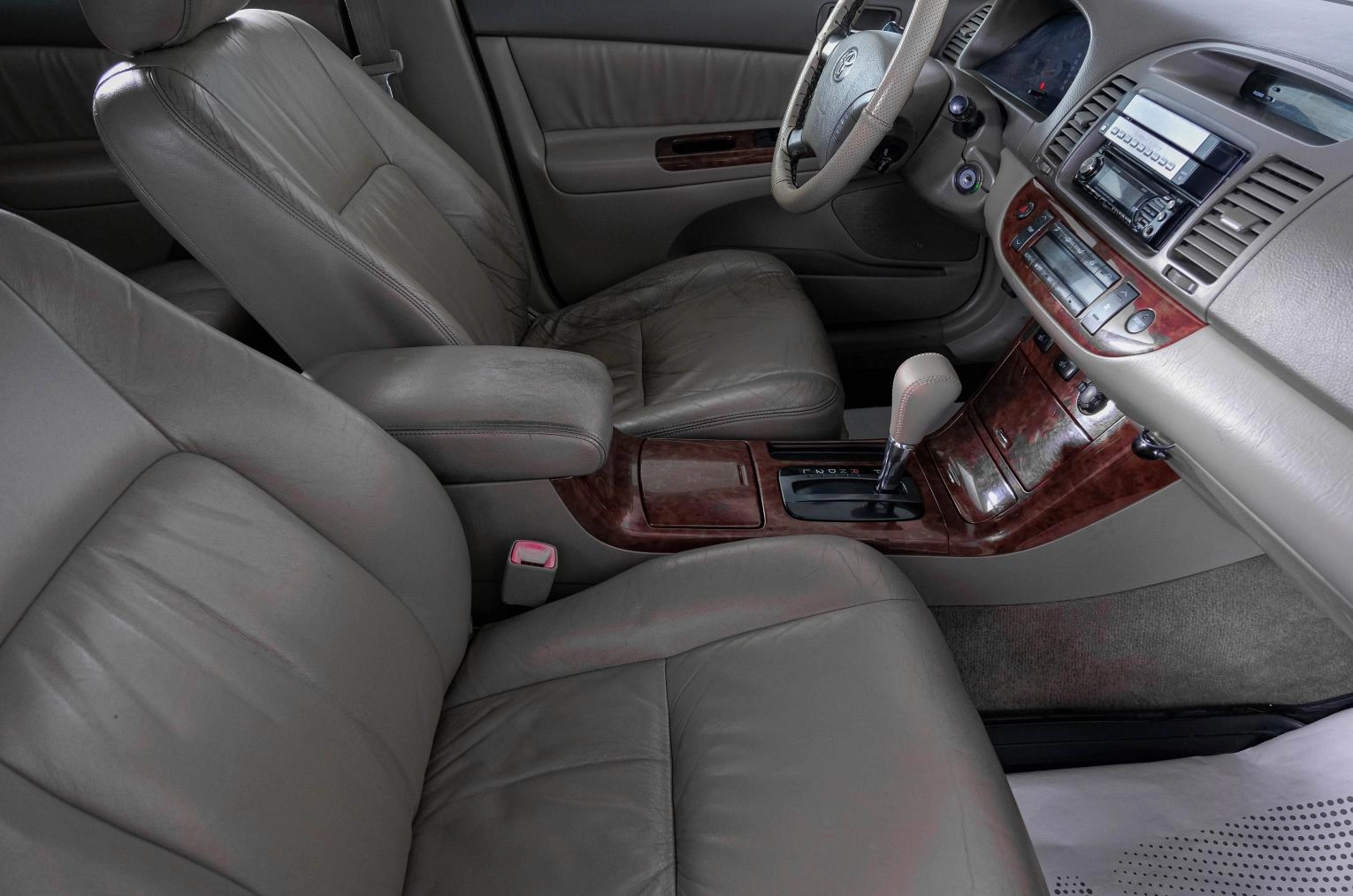 Toyota Camry 11 из 24