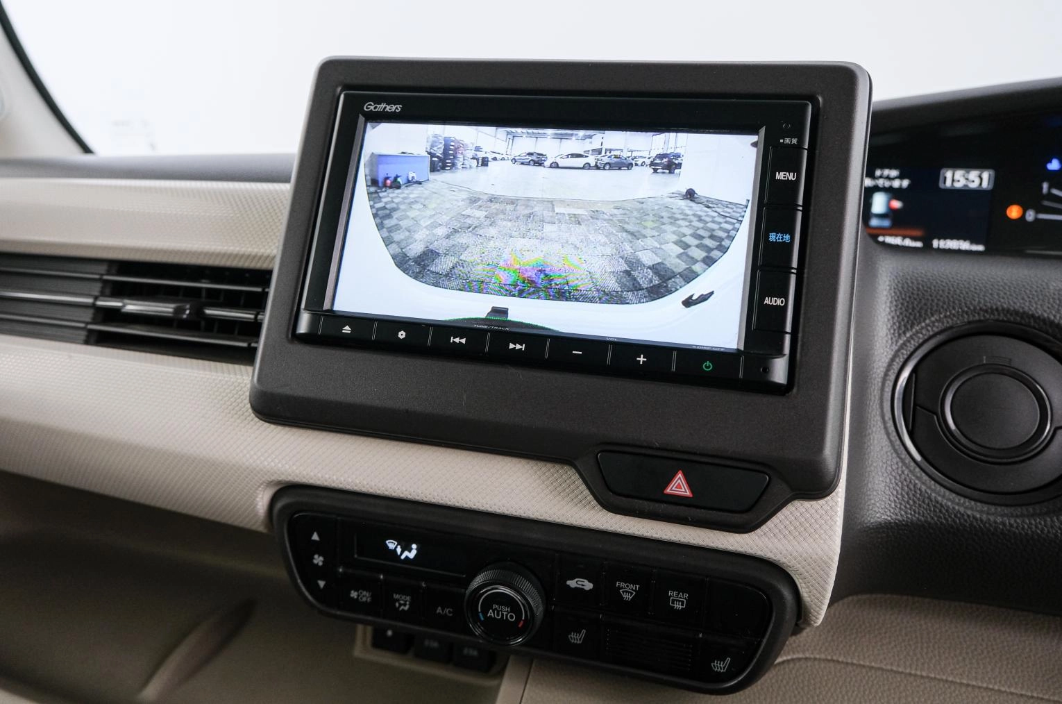 Honda N-BOX 15 из 21