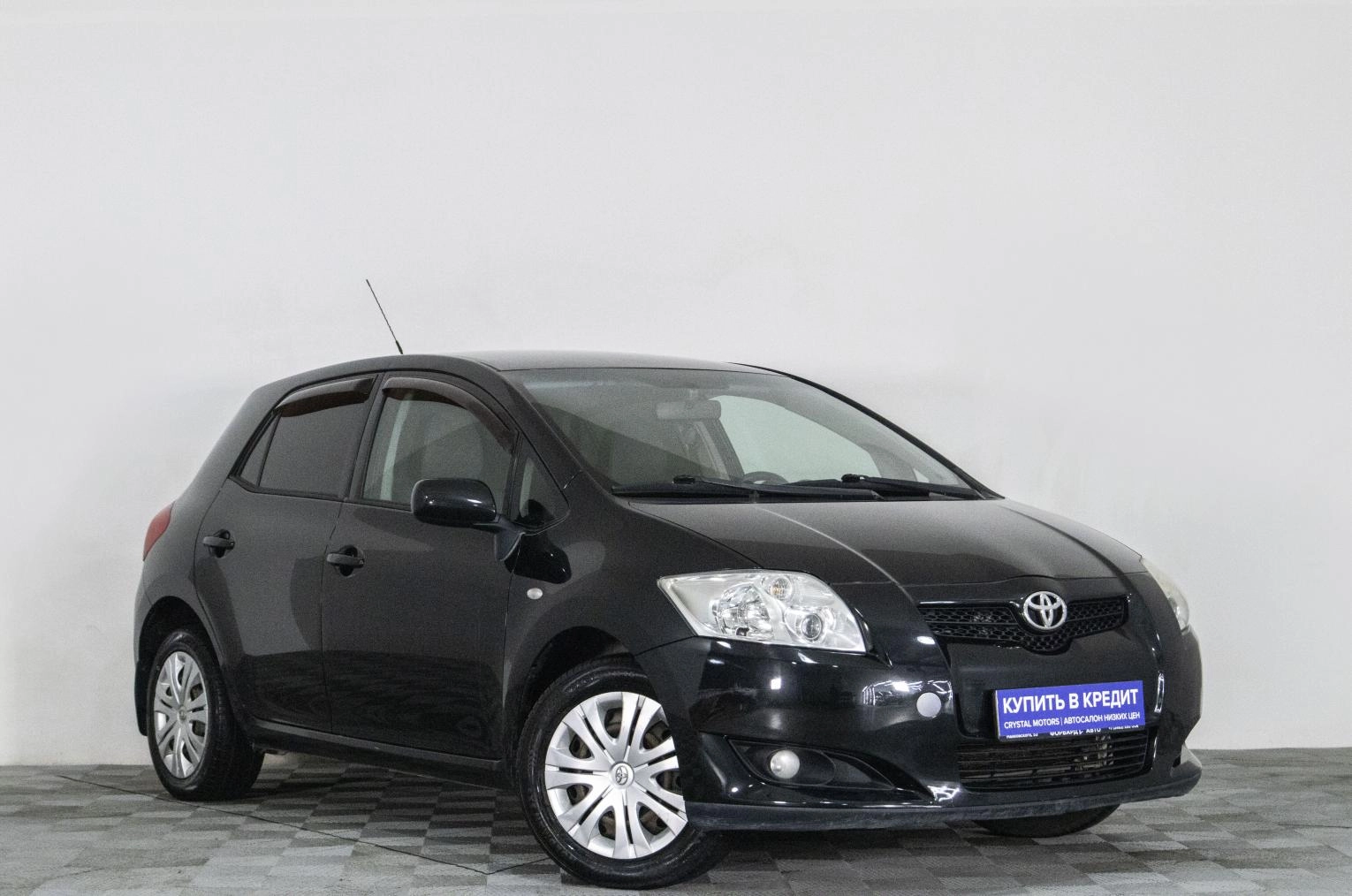 Toyota Auris 1 из 17
