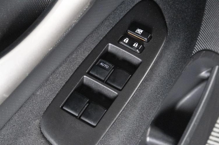 Toyota Auris 7 из 17