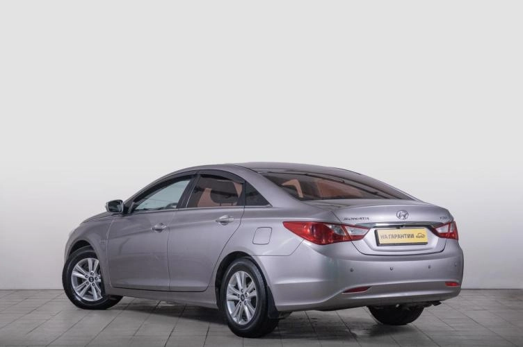 Hyundai Sonata 5 из 5
