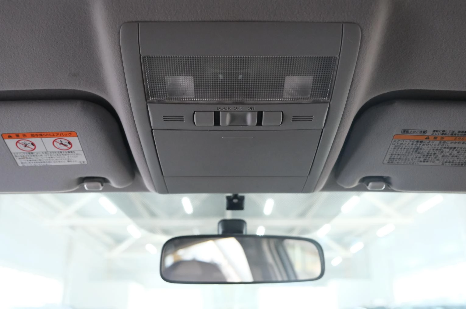 Toyota Prius 16 из 23