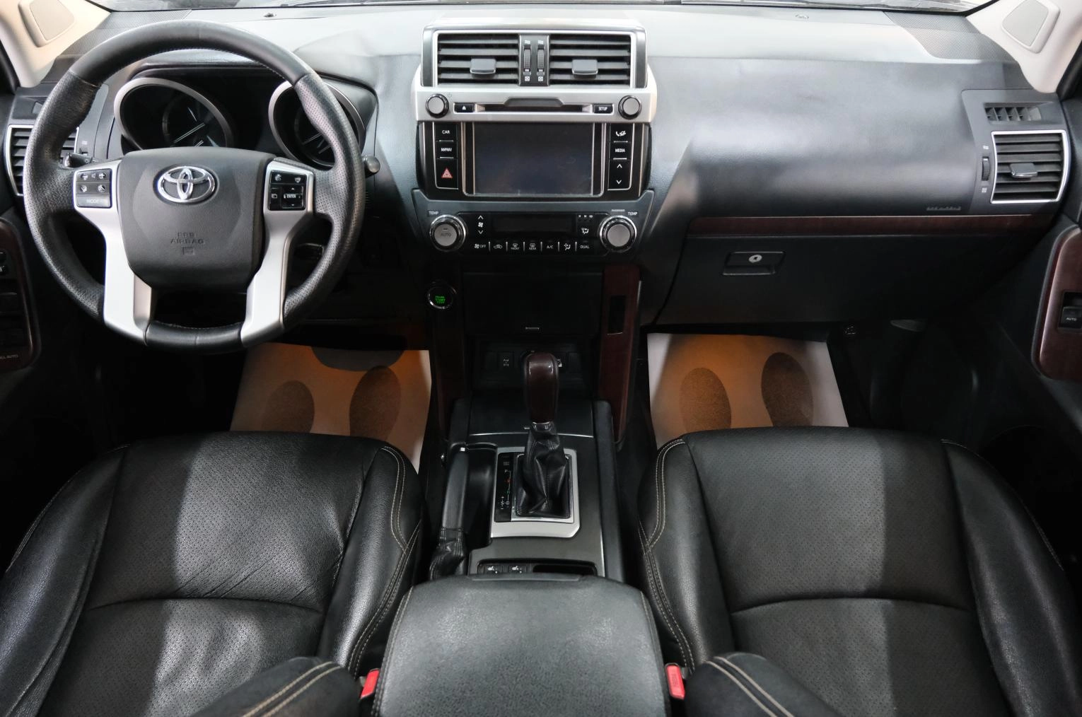 Toyota Land Cruiser Prado 16 из 27