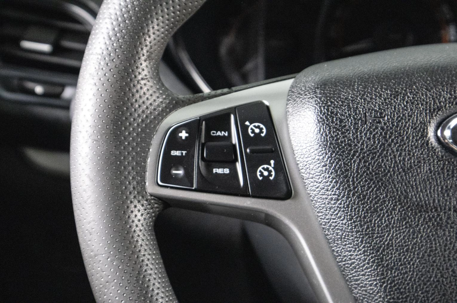 ВАЗ (LADA) Vesta 11 из 19